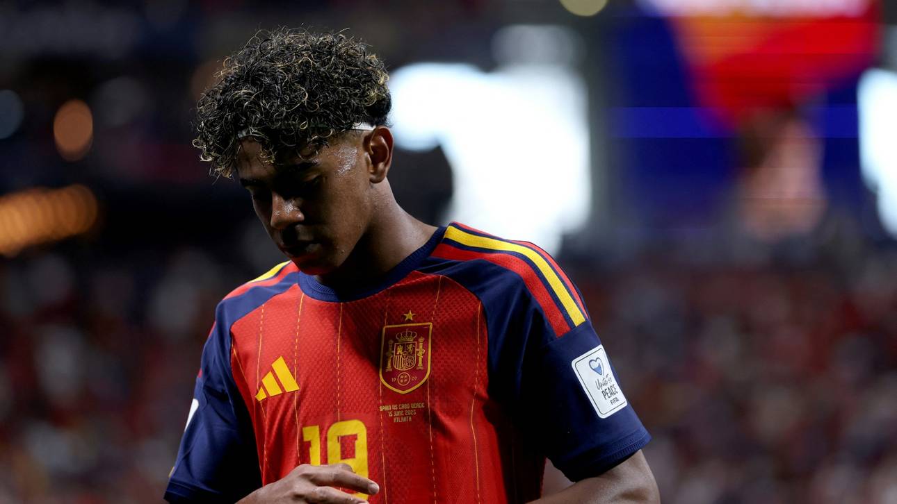 Spanien-Patzer kostet Fan Vermögen