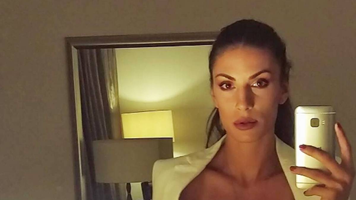 sondern auch in Abendgarderobe...