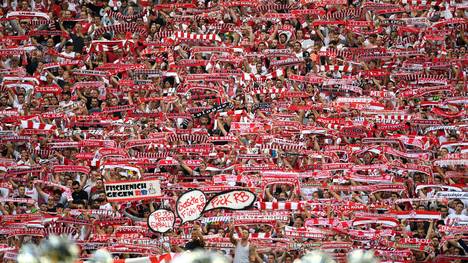 Fans des 1. FC Köln boykottierten die Anfangsphase gegen Frankfurt