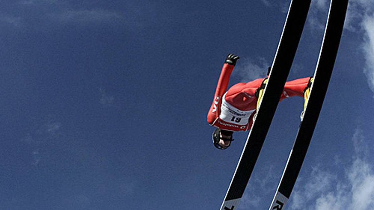 Tommy Ingebrigtsen legt vor: 231 Meter, er stellt Hautamäkis Rekord ein