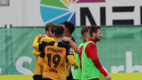 Dynamo Dresden gewinnt gegen Viktoria Köln und befindet sich weiter auf Aufstiegskurs