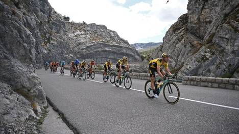 Bei der Tour de France wartet die erste Bergankunft auf die Fahrer