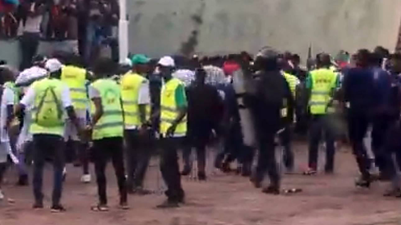 Krawalle beim Kinshasa-Derby