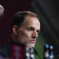Thomas Tuchel will für sein Trainerteam beim FC Bayern einen alten Weggefährten vom FC Chelsea verpflichten. Sein Wunsch kommt bei den Blues offenbar gar nicht gut an.