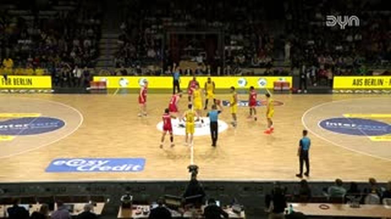 Spiel Highlights zu ALBA BERLIN - Würzburg Baskets (1)