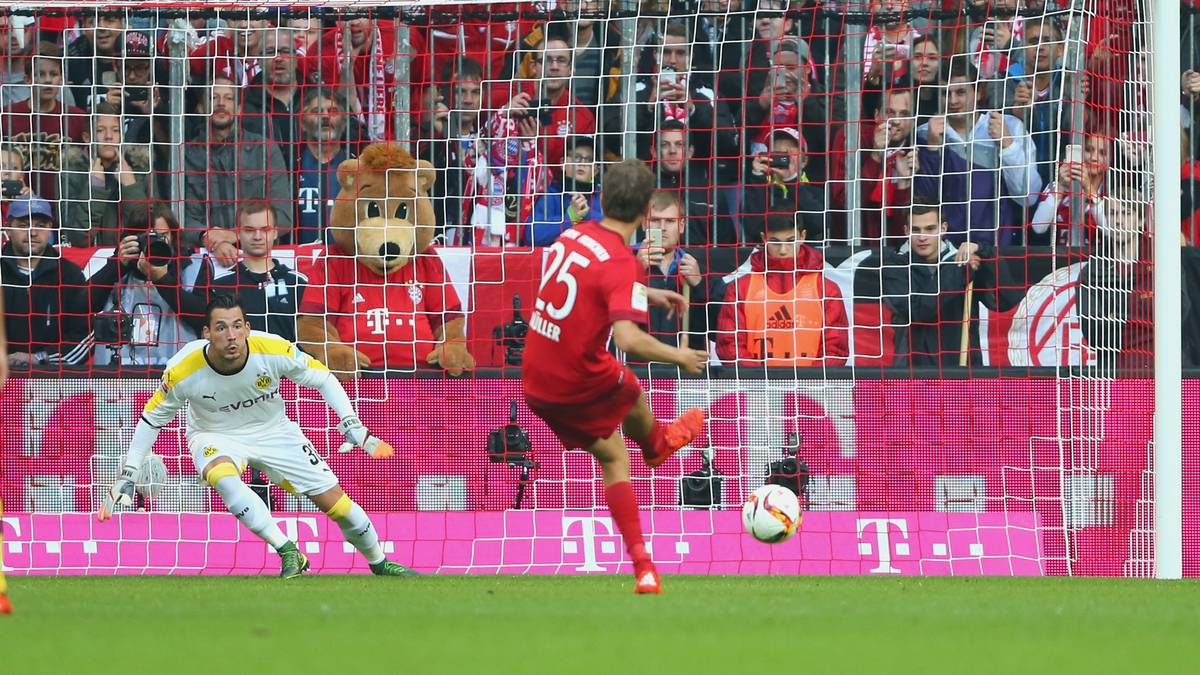 80. Bundesliga-Tor: 04.10.2015 - Einmal mehr ist Dortmund der Gegner. Der BVB wird mit 5:1 demontiert, Müller besorgt die ersten beiden Treffer