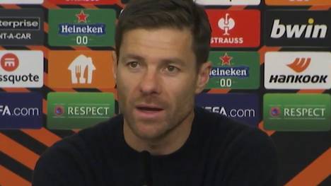 Bei Bayer Leverkusens 4:0-Sieg gegen BK Häcken stach der 23-jährige Amine Adli hervor. Trainer Xabi Alonso freute sich zwar über sein Tor, doch er erklärte, woran der Stürmer noch arbeiten müsse.