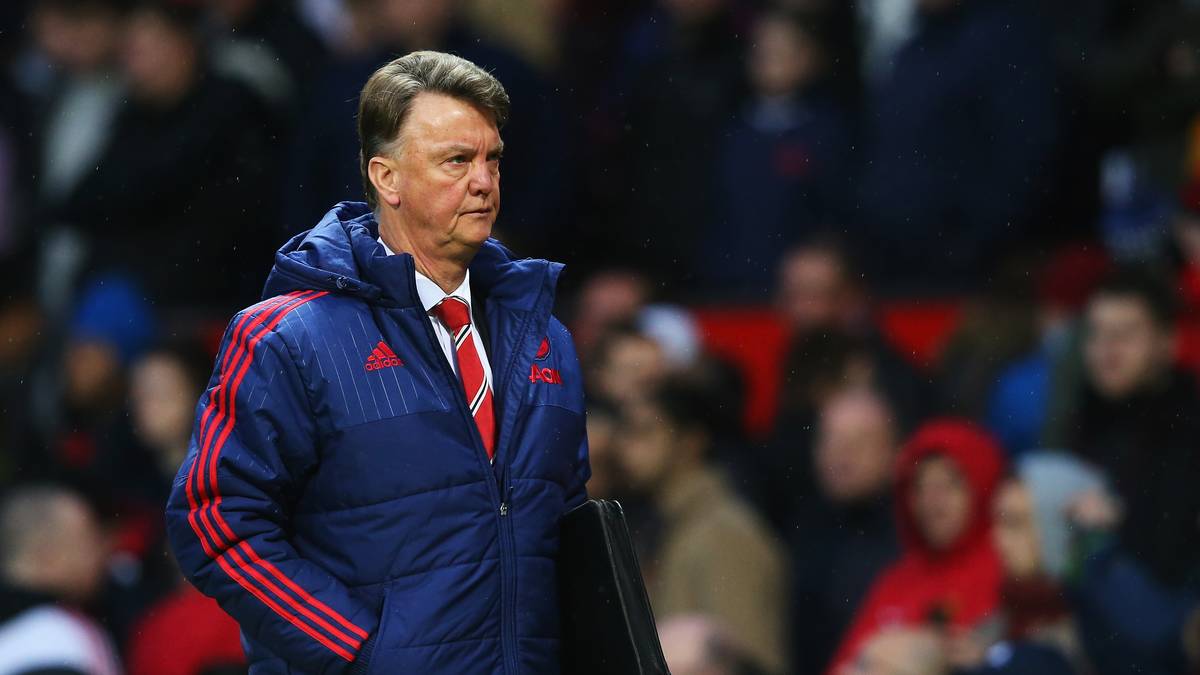 Xavi, Iniesta, Puyol, Kluivert, Seedorf, Alaba, Rashford: Die Liste der Spieler, die unter van Gaal debütierten, liest sich durchaus beeindruckend. Nach dem FC Bayern folgten Stationen bei der niederländischen Nationalelf und Manchester United, bevor er kürzlich das Ende seiner Trainerlaufbahn bekannt gab