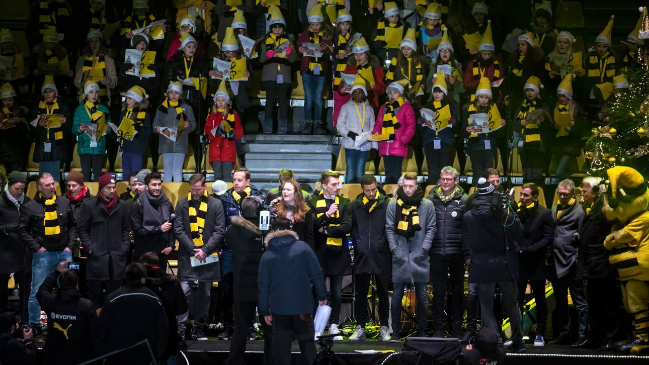 30.000 beim BVB-Weihnachtssingen
