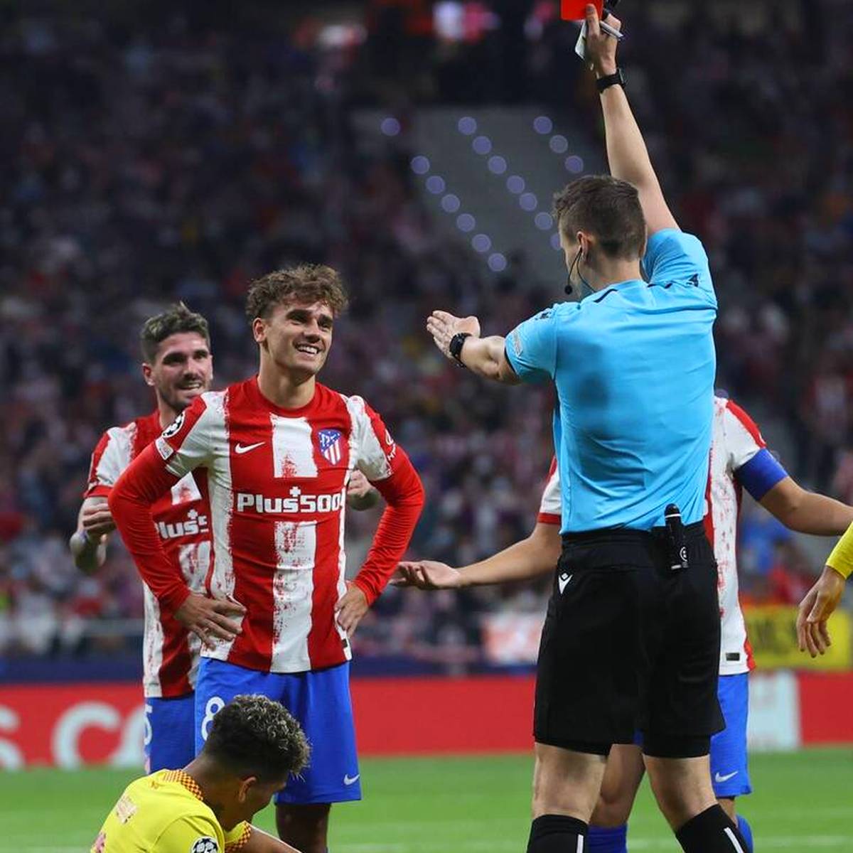 Champions League Atletico Liverpool Simeone Hadert Mit Griezmann Platzverweis