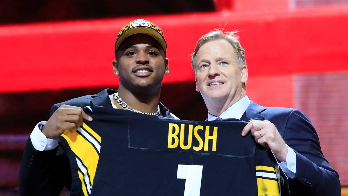 Pick Nr. 10 - DEVIN BUSH (Inside Linebacker, Michigan) - Pittsburgh Steelers: Nach einem Trade mit den Broncos gelangte Bush zu den Steelers. Diese brauchen immer noch einen Ersatz für den schwer verletzten Ryan Shazier. Bush ist blitzschnell und ein verhältnismäßig kompletter Spieler 