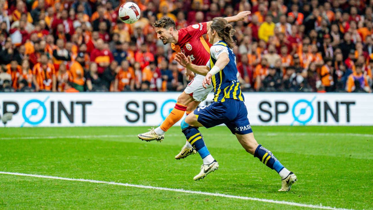 Fenerbahçe siegt im Süper-Lig-Derby