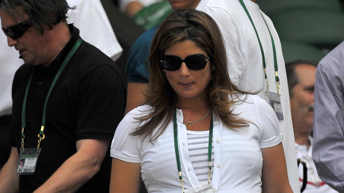 Auch privat läuft es 2009. Am 11. April heiratet der "Maestro", am 23. Juli wird Mirka Federer-Vavrinec Mutter von Zwillingstöchtern
