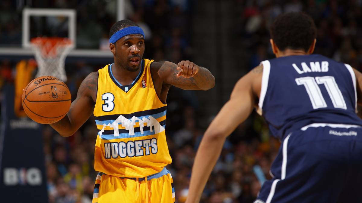 Noch vor wenigen Jahren galt Ty Lawson als einer der besten Point Guards der NBA. Bei den Denver Nuggets erzielte der pfeilschnelle Mann 2013/2014 17,6 Zähler im Schnitt. Danach ging es aber bergab, 15/16 waren es bei Houston und Indiana gerade einmal 5,7 Punkte