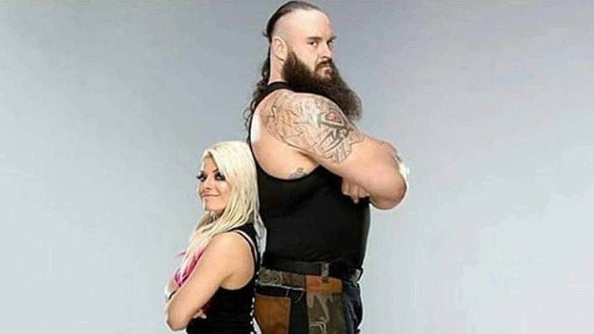 Bemerkenswert: Bliss ist nur 1,55 Meter groß - worauf ihr zweiter Spitzname "Five Feet of Fury" anspielt. Ihre Karriere im Ring bremste das nicht. "Die WWE-Verantwortlichen haben mich völlig unbefangen betrachtet, sie haben mir die Chance gegeben und ich habe sie genutzt", sagte sie SPORT1.