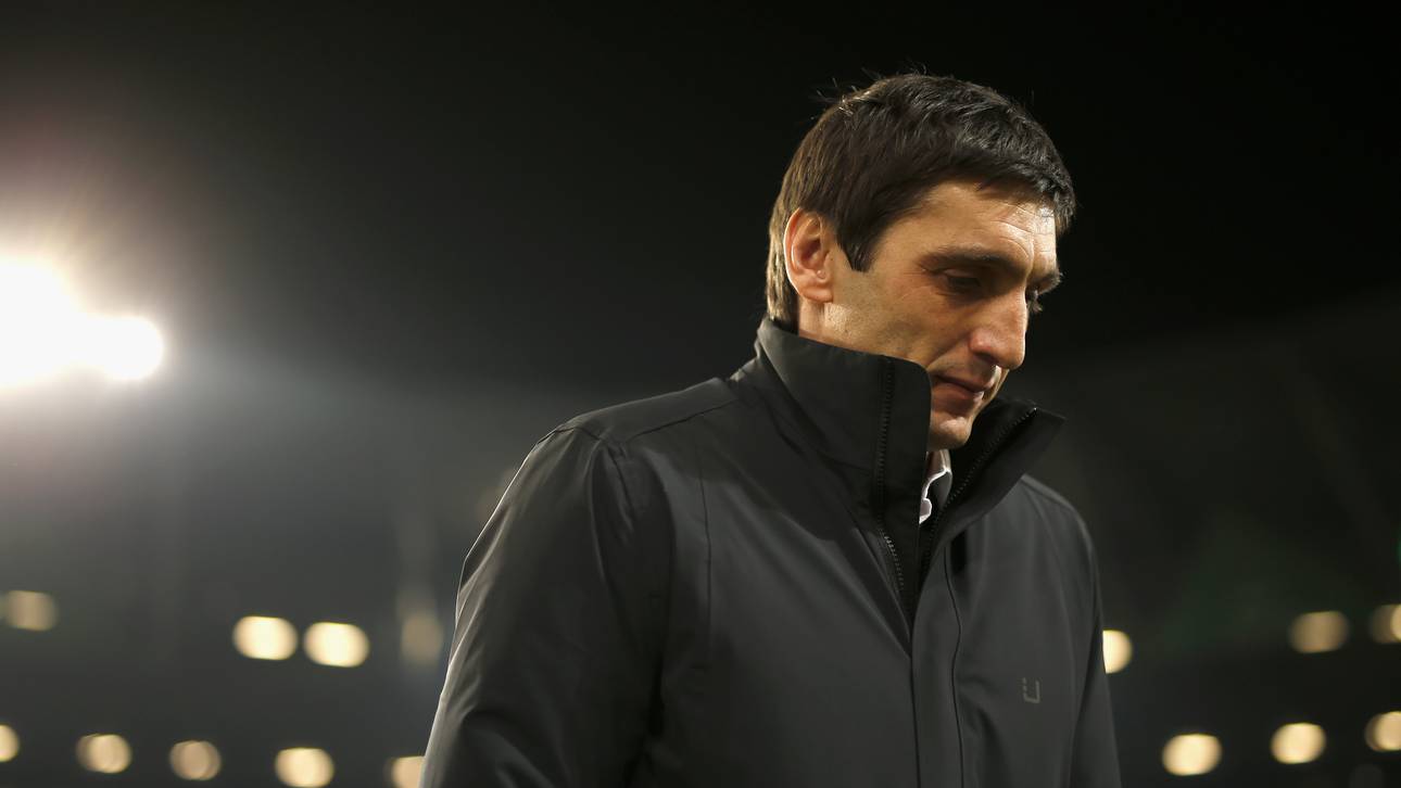 Hannover 96 v FC Augsburg - Bundesliga