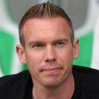 Der Wolfsburger Trainer nimmt die Außenseiter-Rolle gegen den frisch gebackenen Meister an, ist aber dennoch optimistisch.