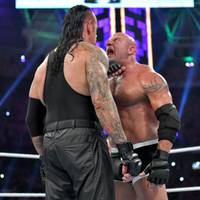 Kurz vor der Megashow WrestleMania wird enthüllt, dass WWE Hall of Famer Bill Goldberg keinen Vertrag mehr hat. Er will erklärtermaßen nochmal in den Ring - wird AEW zur Option?