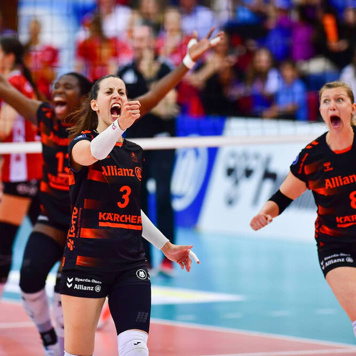 Die Allianz MTV Stuttgart hat sich zum zweiten Mal zum deutschen Meister in der Volleyball-Bundesliga der Frauen gekürt. Gegen den SC Potsdam gab es einen klaren Sieg im entscheidenden Spiel.