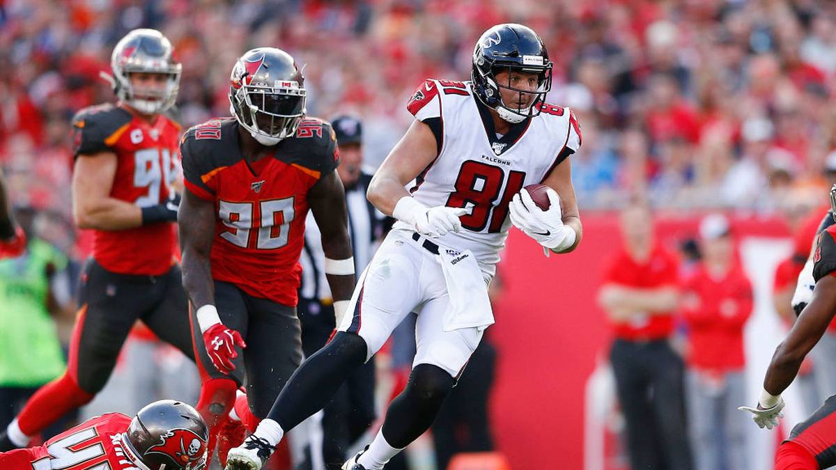 RANG 14 - AUSTIN HOOPER (Tight End, Atlanta Falcons): Von Saison zu Saison steigert Hooper seine Werte, mit 25 Jahren erwartet ihn nun seine Blüte. 787 Yards und sechs Touchdowns bedeuteten die zweite Pro-Bowl-Nominierung in Folge. Unter den Tight Ends belegte er zwar lediglich Platz 13 in der Kategorie "Yards per target". Dennoch wäre er für die meisten Teams ein Upgrade auf der TE-Position