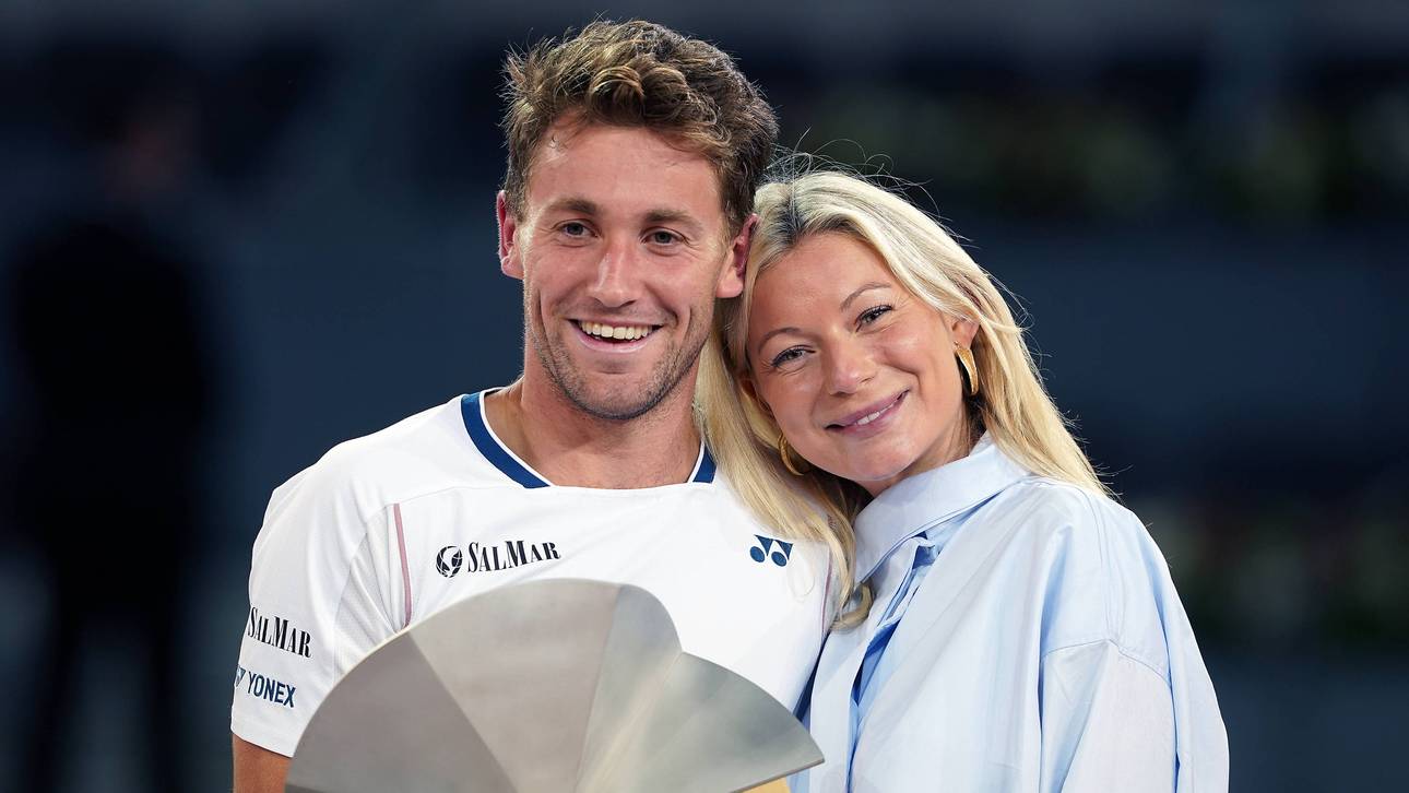 Tennis-Star verkündet Baby-News