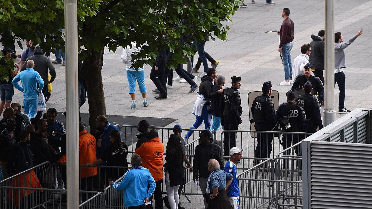 EM: Sicherheitslücken in Stadien