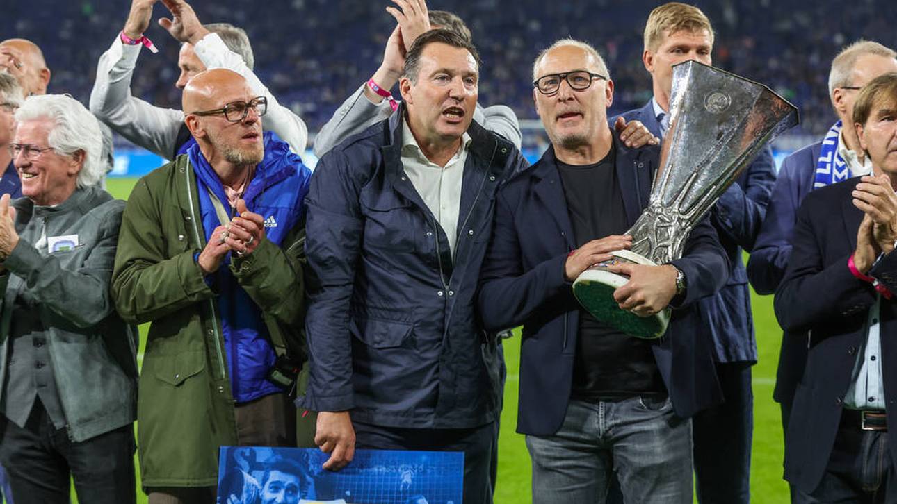 S04 will wohl Legende holen!