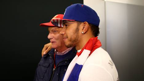 Formel 1: Wegen Tod von Niki Lauda - Hamilton von Fahrer-PK freigestellt, Lewis Hamilton (rechts) und der am Montag verstorbene Niki Lauda waren gute Freunde