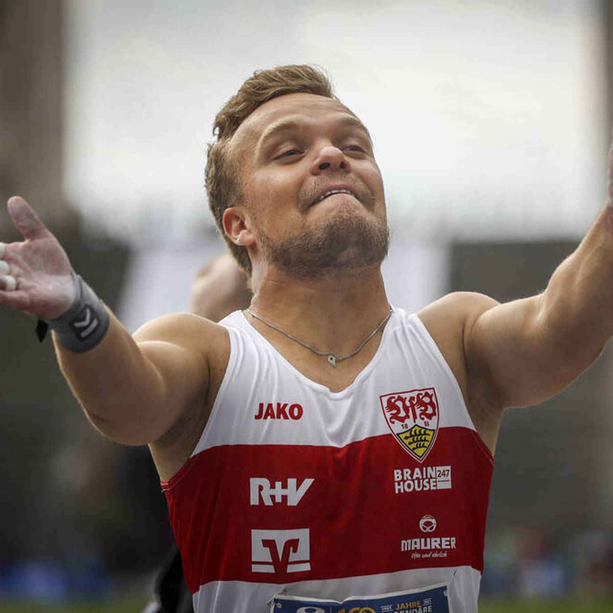Paralympics-Sieger Niko Kappel verbessert bei den Werfertagen in Halle den Weltrekord im Kugelstoßen der Kleinwüchsigen um stolze 63 Zentimeter.