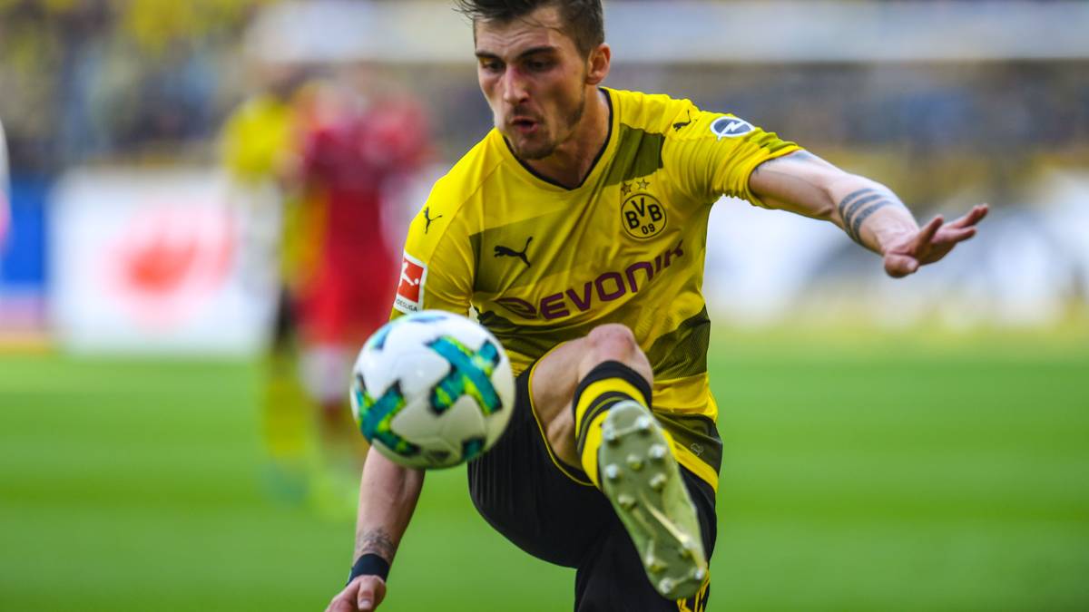 MAXIMILIAN PHILIPP: Auch der frühere Freiburger enttäuschte in seiner ersten Saison im schwarzgelben Trikot keineswegs. Acht Tore in 18 Einsätzen sprechen für sich. Wäre nicht seine schwere Knieverletzung gewesen...