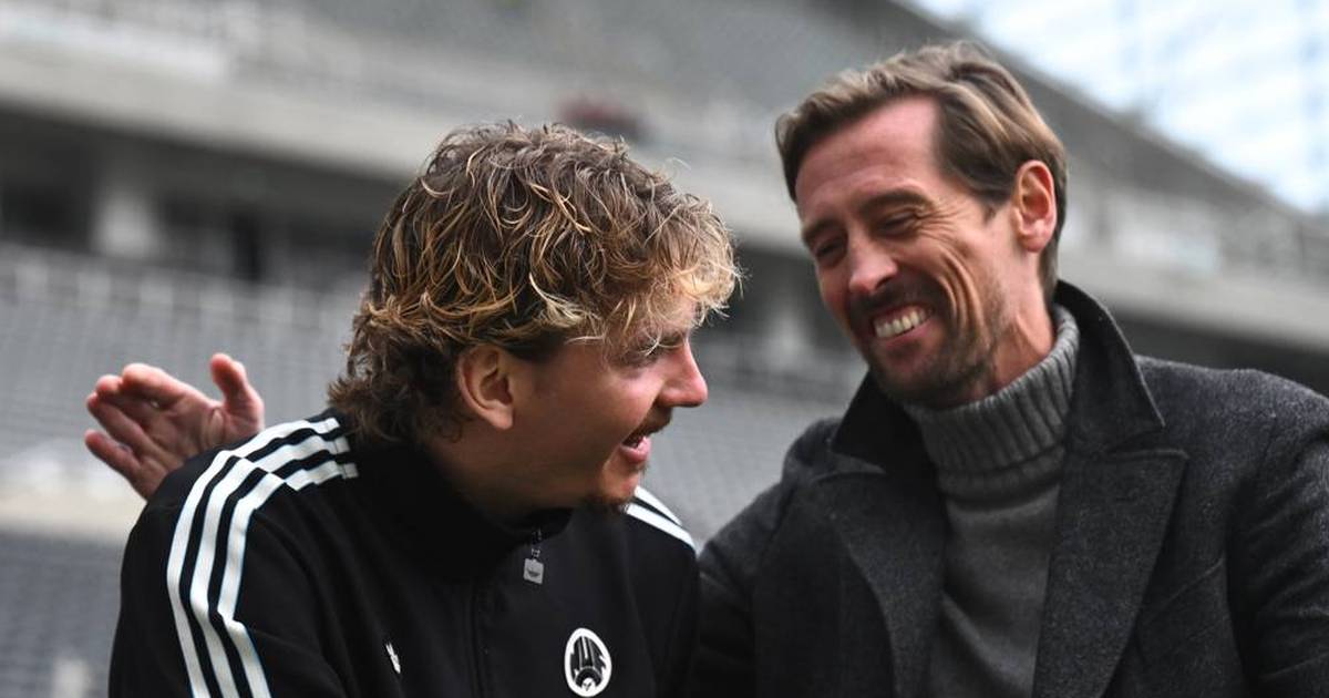 Curious Woltemade Dialogue with England Legend