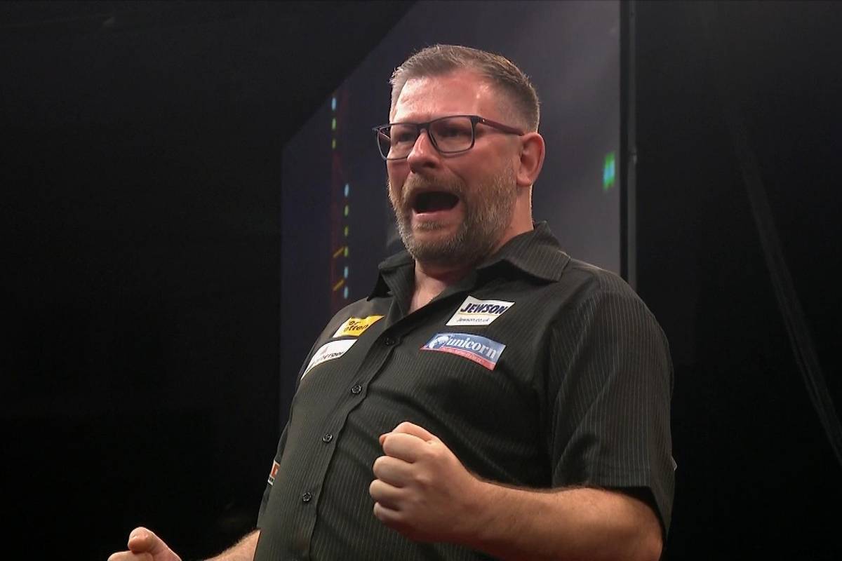 James Wade ist mühelos ins Viertelfinale der European Darts Championship eingezogen. Er besiegt Jose de Sousa in einem einseitigen Match, setzt dabei zwei mitentscheidende Highlights.