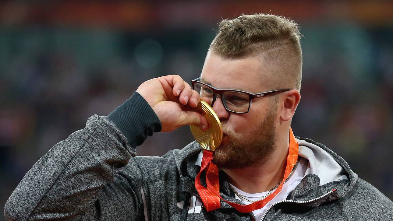 Weltmeister zahlt mit Goldmedaille