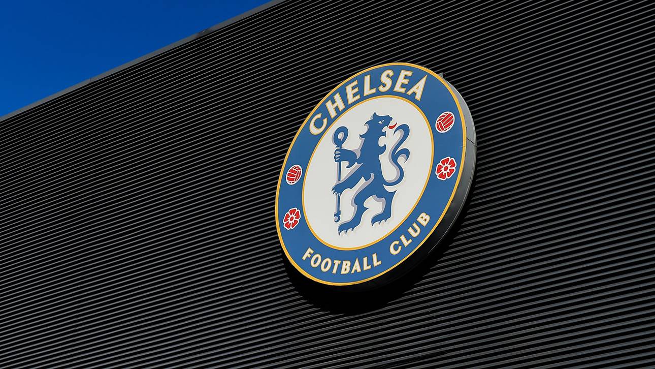 Missbrauch: Schweigegeld von Blues?