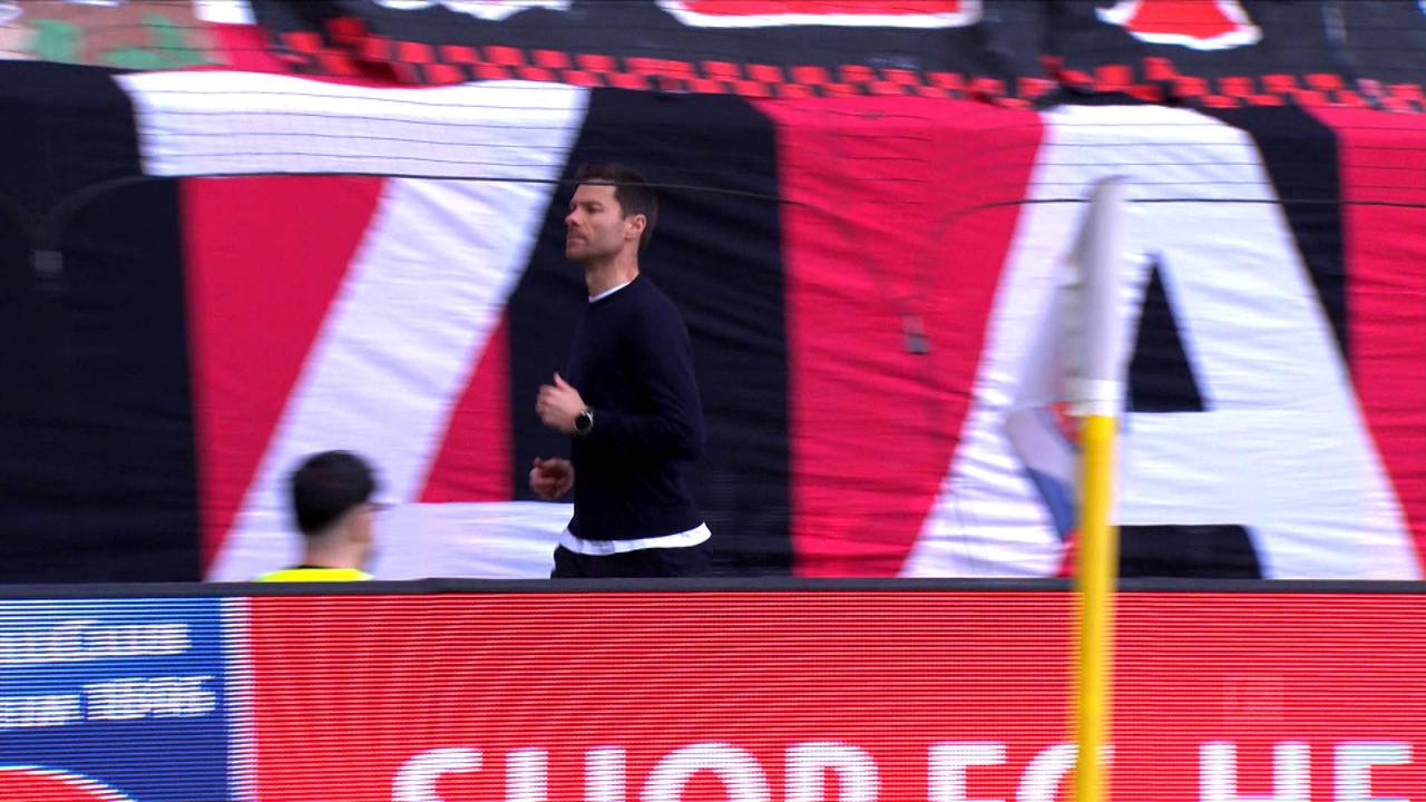 Leverkusen patzt im Meisterrennen
