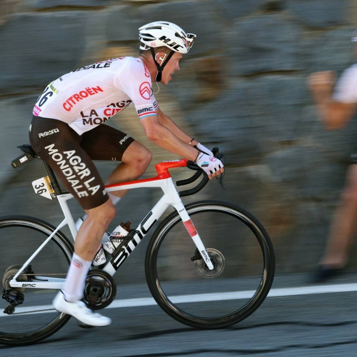 Das deutsche Radsport-Topteam Bora-hansgrohe hat den Luxemburger Bob Jungels verpflichtet und damit seine Rundfahr-Abteilung aufgerüstet.