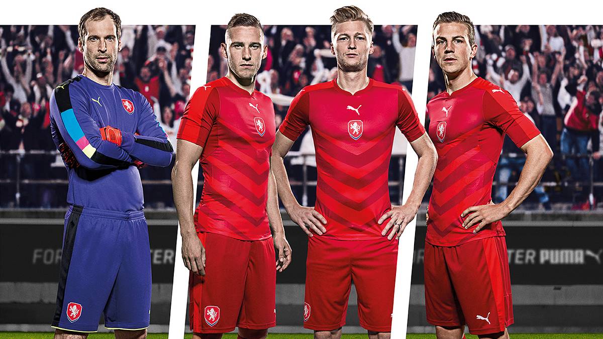 TSCHECHIEN: Die Tschechen haben ein rotes und ein weißes Trikot. Der Löwe auf der Brust signalisiert: "Ich bin stark und wild"