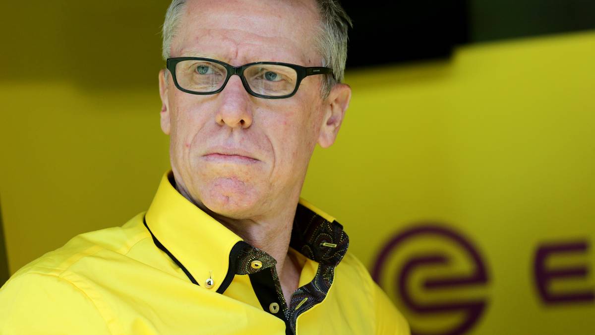 PETER STÖGER: Wartet seit seinem Aus bei Borussia Dortmund im Sommer 2018 auf einen neuen Job, zuvor lange Zeit sehr erfolgreich beim 1. FC Köln. Wäre für Nürnberg wohl nicht finanzierbar, für den VfB Stuttgart schon eher