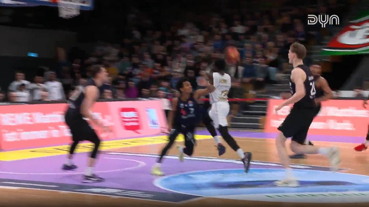 Braunschweig führt Göttingen im Derby vor I BBL-Highlights im Video
