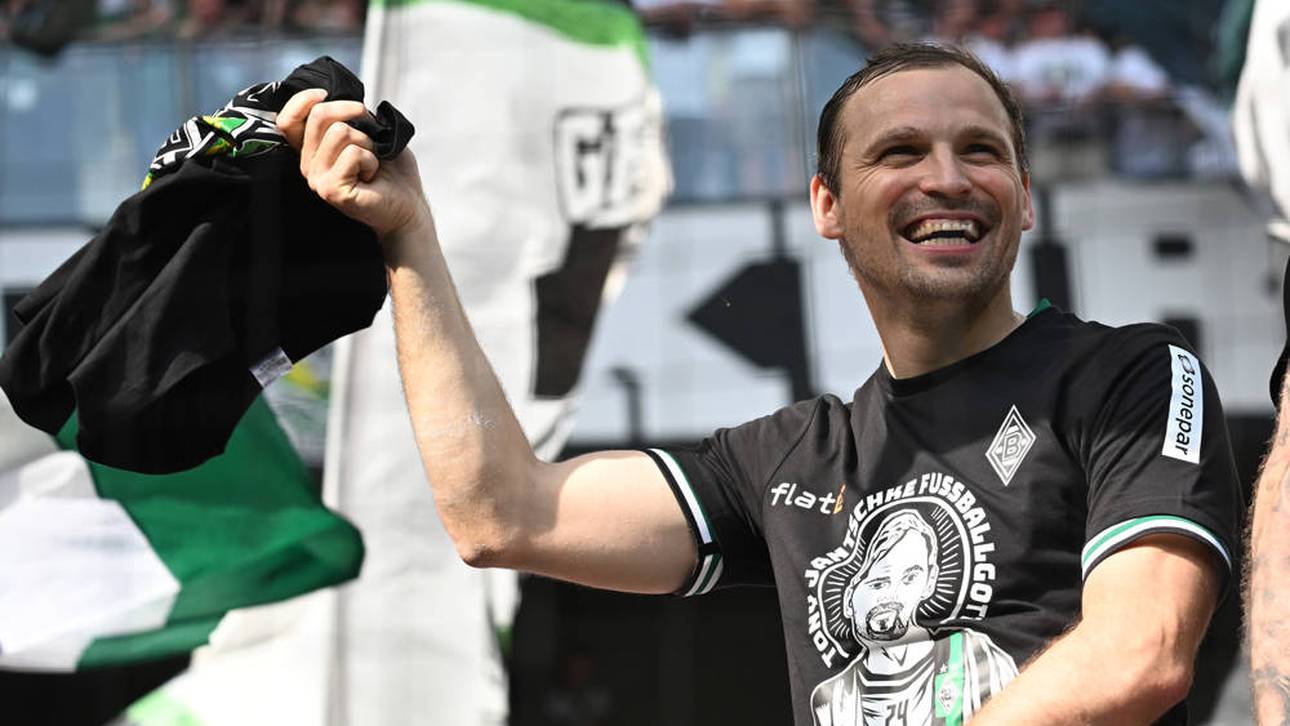 Ein Fußballgott sagt Tschüss