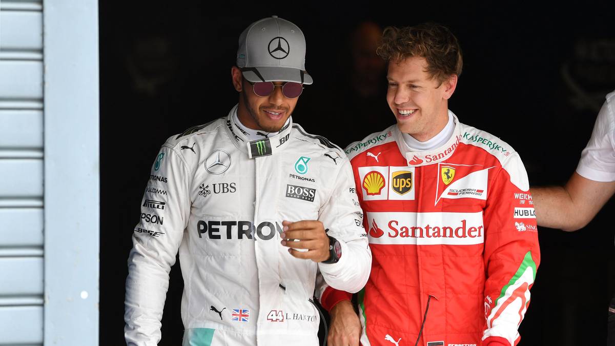 Sollte er bleiben und Ferrari 2017 trotz der Regeländerungen Mercedes immer noch hinterherhinken, wäre Vettel einem Wechsel sicher nicht abgeneigt. Bei dieser Variante bräuchte Mercedes demnach nur eine Übergangslösung für ein Jahr. Motorsportchef Toto Wolff hält beide Varianten für 2017 für unrealistisch: "Es gibt ein paar Kandidaten, die eindeutig nicht verfügbar sind: Max Verstappen und Daniel Ricciardo von Red Bull, Sebastian Vettel von Ferrari."