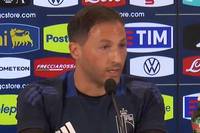 Belgien-Trainer Domenico Tedesco trifft zum ersten Mal in seiner Karriere auf Italien - und hat Probleme, seine "Liebe und Leidenschaft" für den kommenden Gegner zu verstecken.