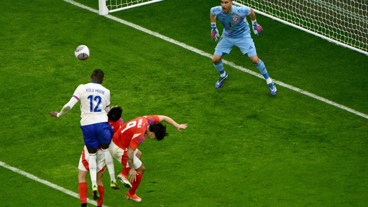 Kolo Muani trifft für Frankreich