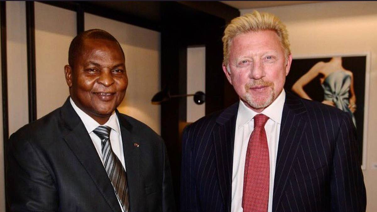 Bereits im April hatte der sechsmalige Grand-Slam-Sieger die Brüsseler Botschaft des afrikanischen Landes besucht. Dort wurde ihm von Staatspräsident Faustin Archange Touadera und Botschafter Daniel Emery Dede seine neue Aufgabe übertragen