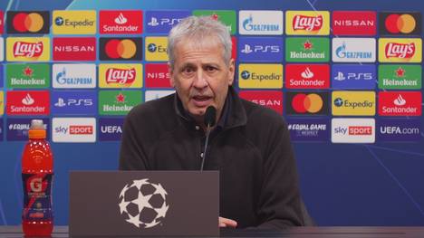 Lucien Favre freut sich nach dem Remis gegen Lazio über den vorzeitigen Sprung ins Achtelfinale der Champions League. Trotzdem hadert der BVB-Coach mit einer Schiedsrichterentscheidung.