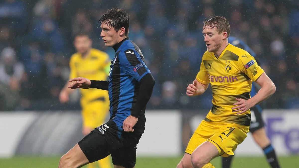 ANDRE SCHÜRRLE: Der zuletzt wiedererstarkte WM-Held tat sich – wie seine Kollegen – schwer, offenbarte einige Leichtsinnsfehler. Generell nicht sein Spiel, da ihm die nötigen Räume fehlten. Hatte urplötzlich die Riesenchance zum Ausgleich, scheiterte aber an Berisha, verstolperte in der Nachspielzeit aussichtsreich - SPORT1-Note: 4,5