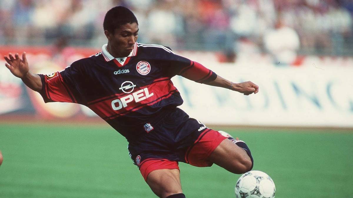 GIOVANE ELBER: Der Brasilianer kam 1997 vom VfB Stuttgart und blieb bis zu seinem Wechsel 2003 nach Lyon. Elber ist mit 140 Toren neuntbester Torjäger der Vereinsgeschichte