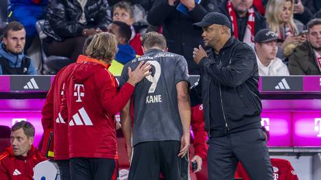 FCB-Trainer Vincent Kompany (r.)