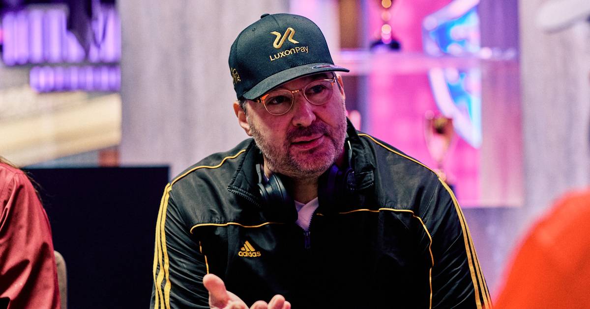 Phil Hellmuth with record losses