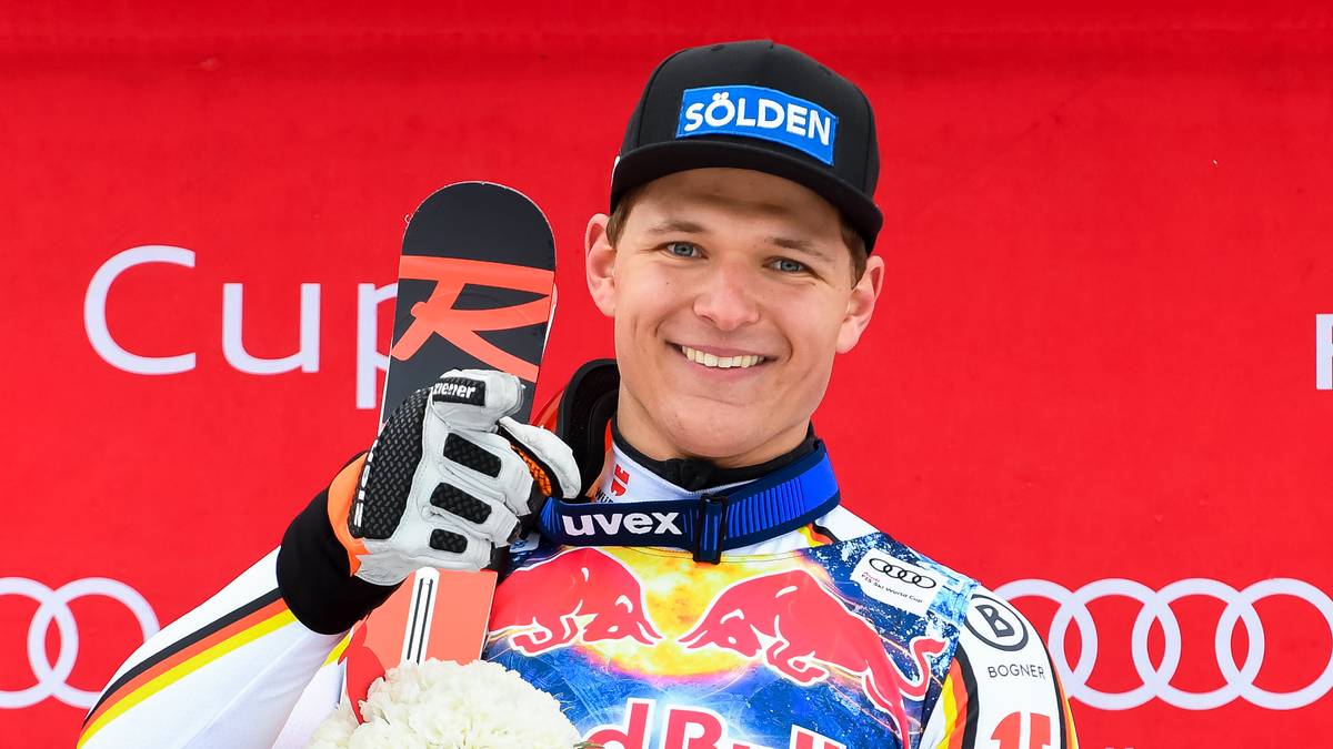 PLATZ 34 - Thomas Dreßen schreibt Streif-Märchen. Der 25-Jährige gewinnt sensationell und als erst zweiter Deutscher die Weltcup-Abfahrt auf der berühmt-berüchtigten Streif, der schwersten Abfahrt der Welt, in Österreichs Ski-Mekka Kitzbühel